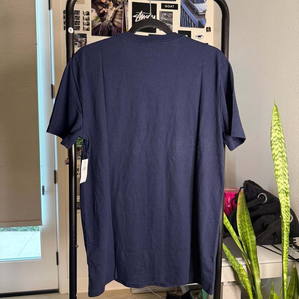 Gap Classic V-Neck T-Shirt Size M Navy Blue New